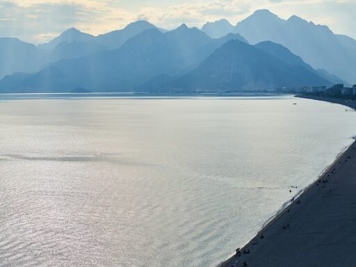 Antalya Airport (AYT) Arrivals and Departures