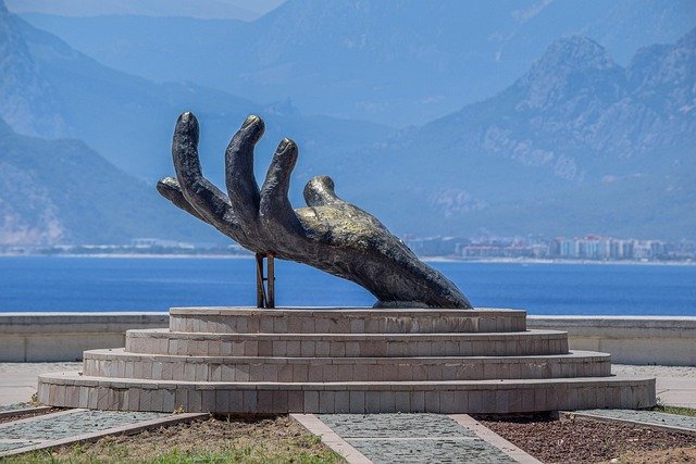 Public transport in Antalya, price, description