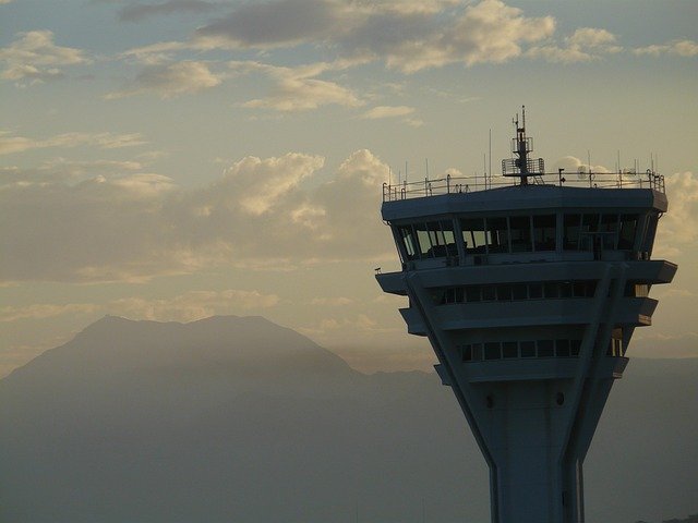 What is the best airport for international arrivals in Istanbul?